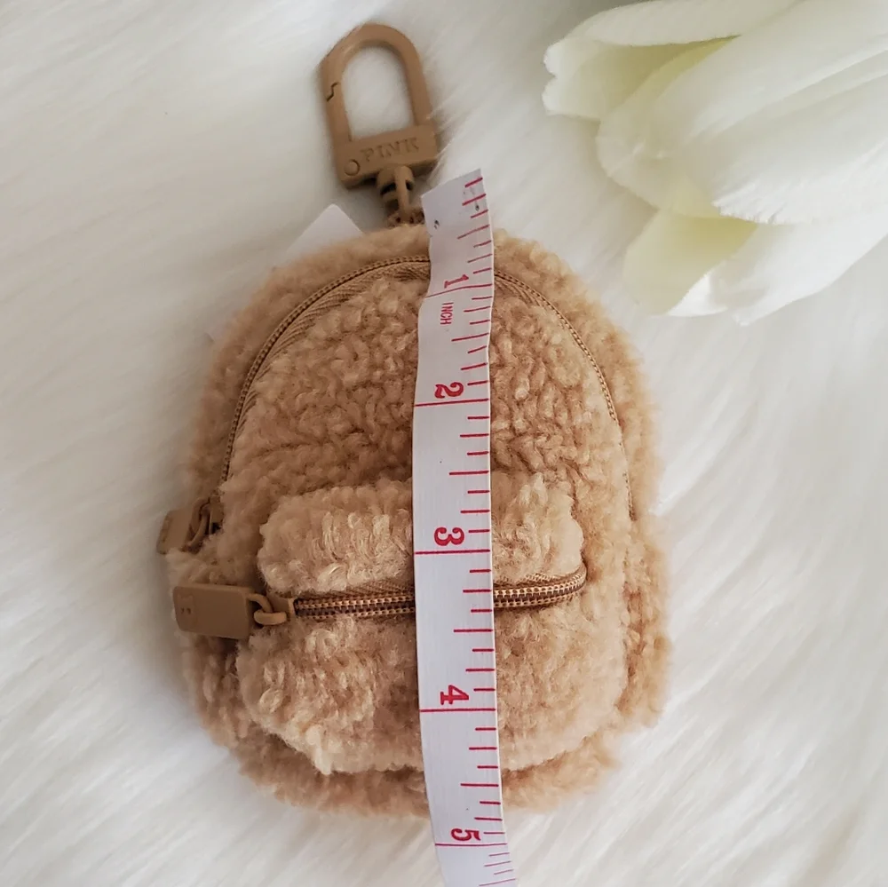 Pink Victoria's Backpack Keychain - Picture 5 of 8